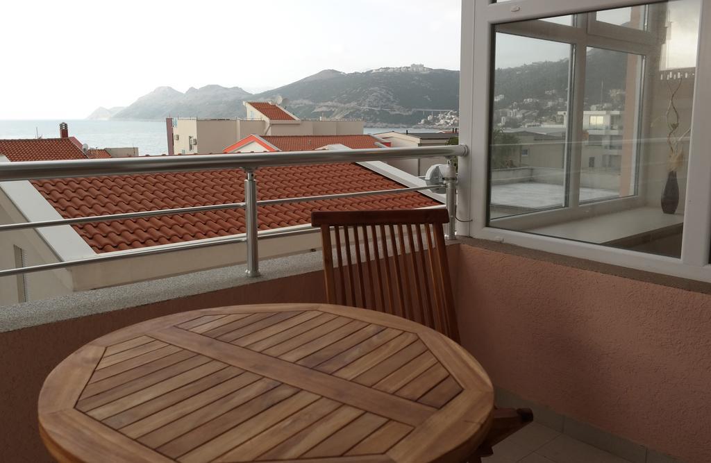 Tuna Apartments Dobra Voda Kültér fotó
