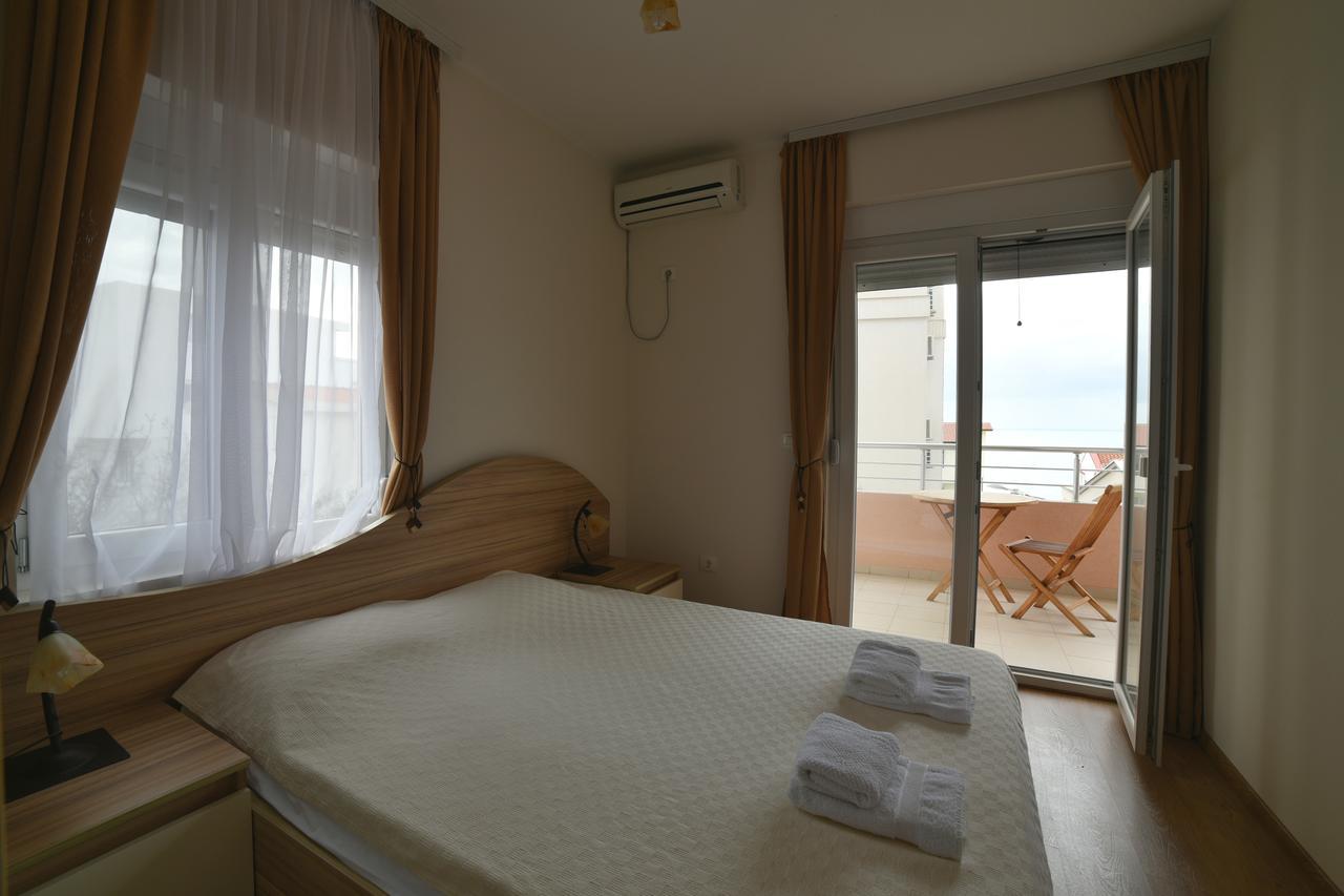Tuna Apartments Dobra Voda Kültér fotó